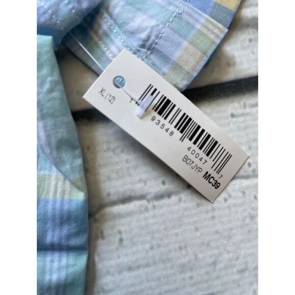 NWT Boys plaid button-down shirt - Picture 3 of 3